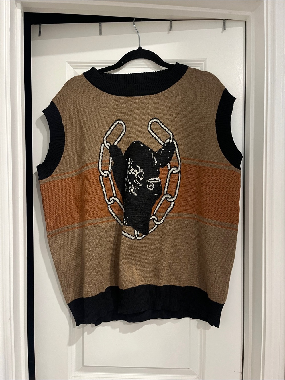 Sleeveless Knit Vest with Graphic Cow and Chain in Brown/Orange